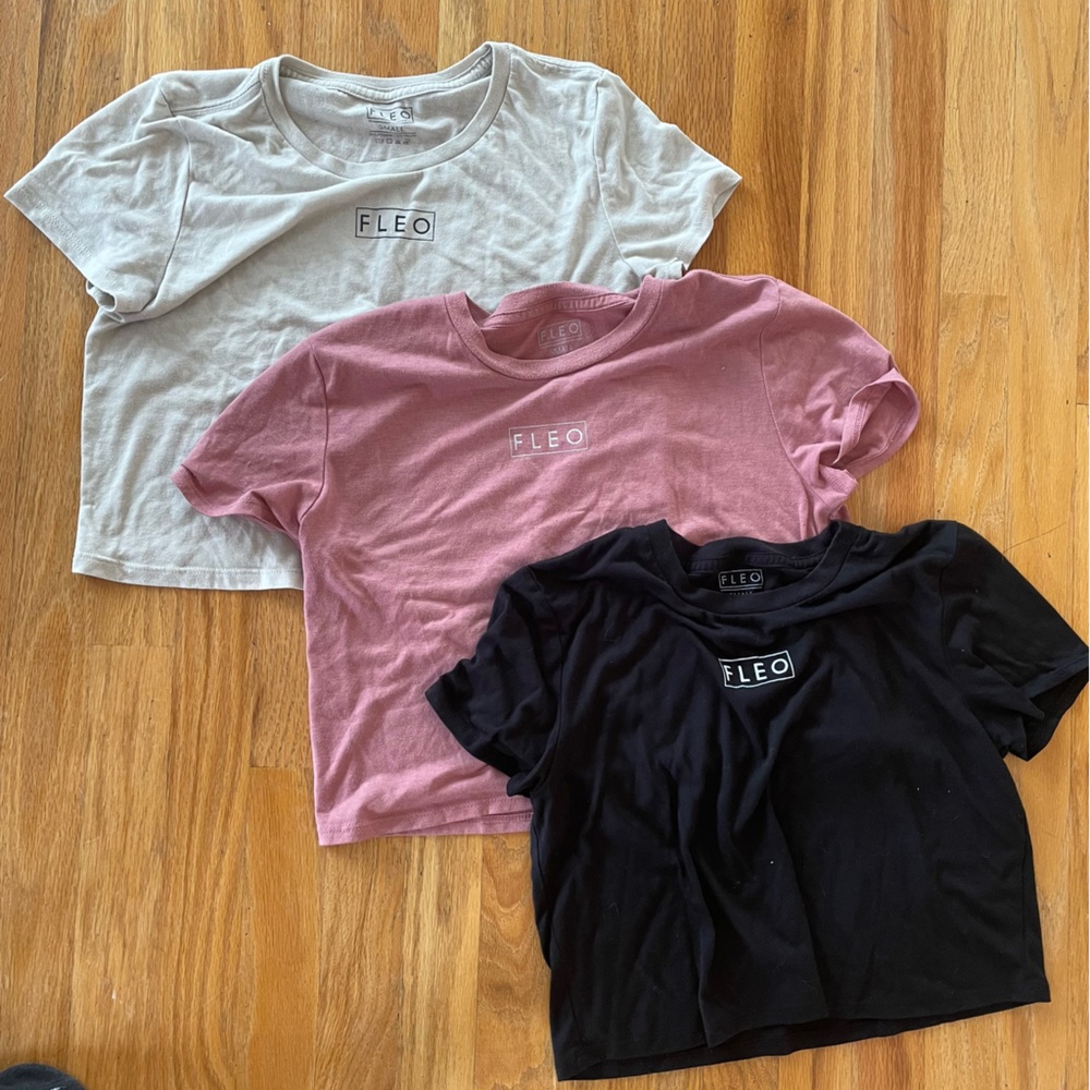 BUNDLE OF 3: Fleo Crop T’s
